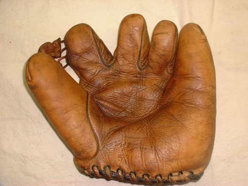 Edd J. Roush Ken Wel 531S Front